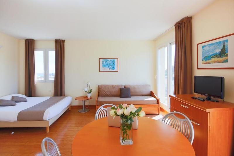 Inter-Hotel Sea Side Park 빌뇌브루베 외부 사진